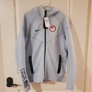 NWT Nike Paralympic Team USA Tech Fleece WIndrunner men's M-Tall Celestine blue